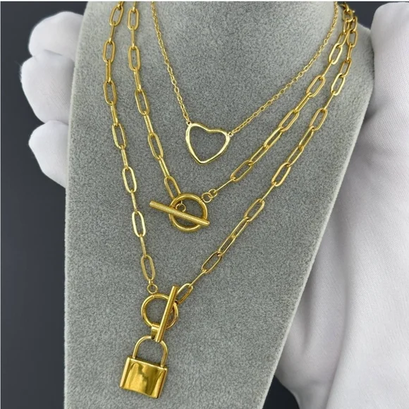 Luxury Style 18K gold plated Stainless steel "Lock" necklace, Intensity - Picture 3 of 7